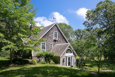 22 W Sound Ln, Vineyard Haven, MA 02568 - photo 3