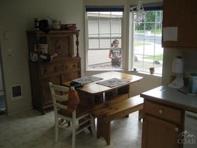 2128 SW 30th Ct, Redmond, OR 97756 - photo 4