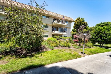 2385 Via Mariposa W unit 1F, Laguna Woods, CA 92637 - photo 3
