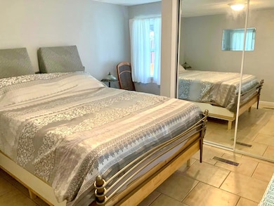 507 Alamanda Ln, Deerfield Beach, FL 33442 - photo 7