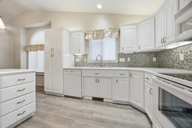 2830 Wheatland Dr S, Fargo, ND 58103 - photo 6