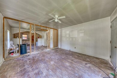 806 Liberty St, Weatherford, TX 76086 - photo 3