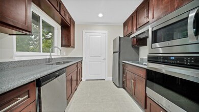 10201 Royal Oaks Dr, Houston, TX 77016 - photo 6