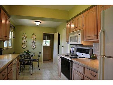 Kitchen. Appliances are included.
