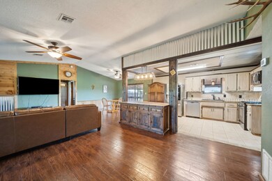 1202 S Oak Grove Rd, Cushing, OK 74023 - photo 6