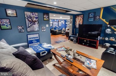 10 Monroe St, Reading, PA 19605 - photo 4