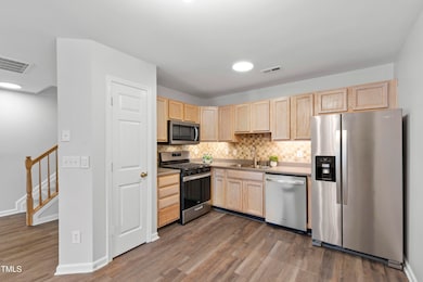 8610 Neuse Landing Ln unit 103, Raleigh, NC 27616 - photo 3