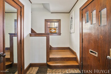 450 Knapp St NE, Grand Rapids, MI 49505 - photo 2