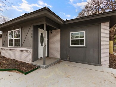 709 W Cedar St, Hurst, TX 76053 - photo 5