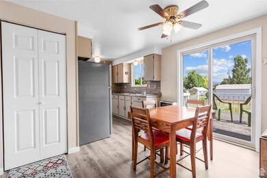 255 E 400 S, Manti, UT 84642 - photo 3