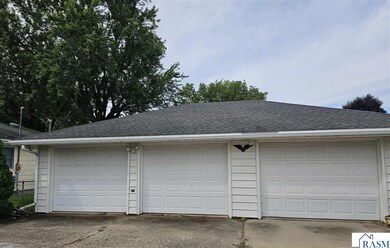 806 N Payne St, New Ulm, MN 56073 - photo 2