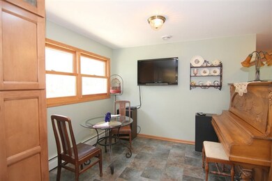 4661 W Rutland Rd, Brooklyn, WI 53521 - photo 7