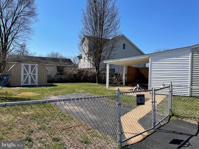 131 Polk Dr, Manassas Park, VA 20111 - photo 3