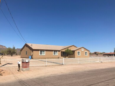 1044 N Signal Butte Dr