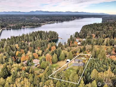 Look how close you are to the beautiful waters of Puget Sound!