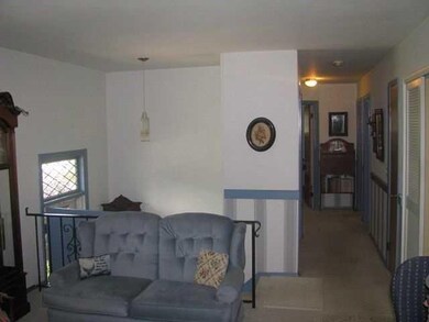 Foyer 2 Story entry
