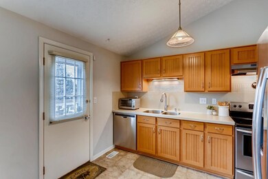 3532 Alfred Court Columbus OH-large-006-