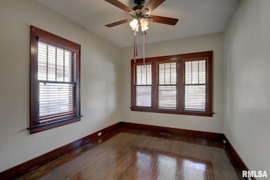 2042 Elm St, Quincy, IL 62301 - photo 4