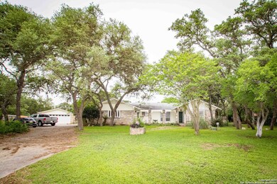 10707 Laurel Leaf, Helotes, TX 78023 - photo 4