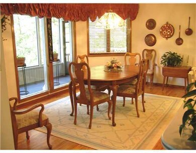 8 Raleigh Hills Ln, Bella Vista, AR 72715 - photo 6