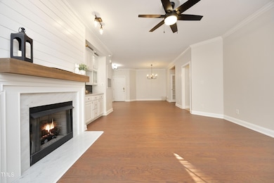 18LivingDining