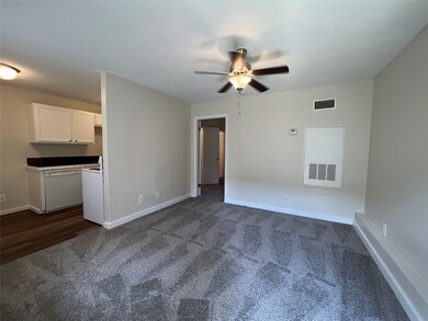 5415 Scott St unit 16, Houston, TX 77021 - photo 2