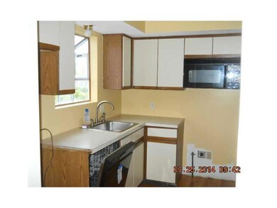 54 Sycamore Dr, Cranston, RI 02921 - photo 5