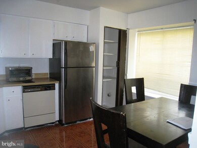 109 Saint Charles Square unit 109, Sterling, VA 20164 - photo 7