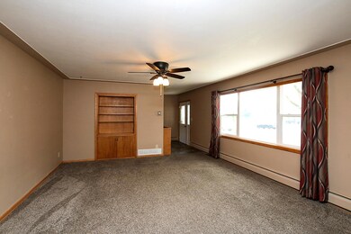 907 14th St E, Glencoe, MN 55336 - photo 6