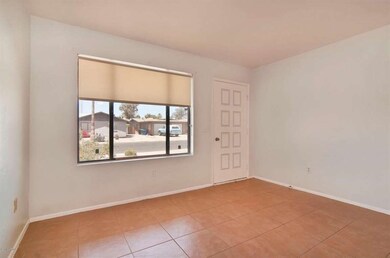 4607 E Camino St unit 2, Mesa, AZ 85205 - photo 3