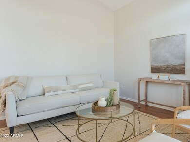 3064 N Sawyer St 20230303-DSC_6417