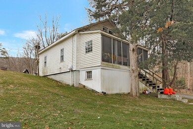 109 Herman Lewis Ln, Winchester, VA 22603 - photo 3