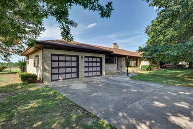 815 W Pleasant-5