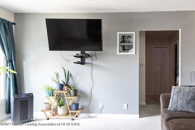 3409 Overlea Dr, Lansing, MI 48917 - photo 3