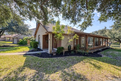 165 Cottonwood Pave, Uvalde, TX 78801 - photo 3