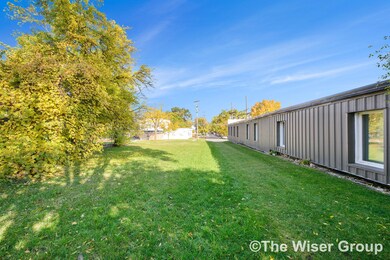 838ButterworthSt-7