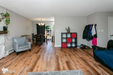 24-Unit A Living Room_1095
