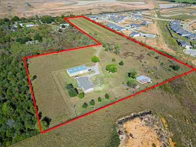 32445 Knebel Rd, Waller, TX 77484 - photo 2