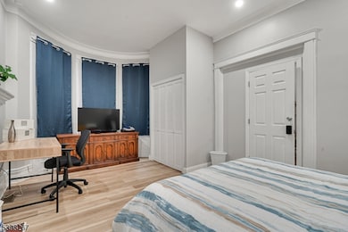 257 Woodlawn Ave, Jersey City, NJ 07305 - photo 7