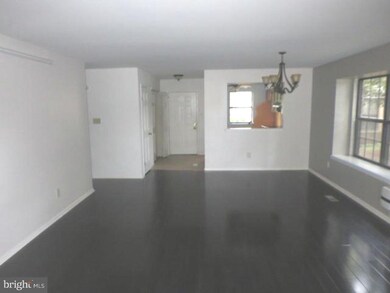 16 N Maple St unit H1, Woodbury, NJ 08096 - photo 2