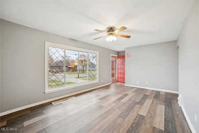 4638 W 156th St, Cleveland, OH 44135 - photo 2