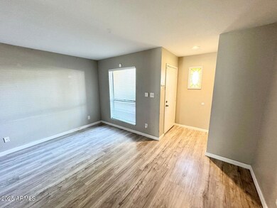 1425 E Desert Cove Ave unit 2, Phoenix, AZ 85020 - photo 6