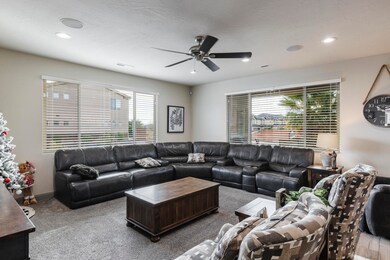 3837 W Lazy River Court Unit 99 Santa Cl