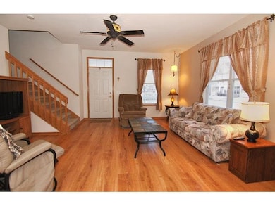 66 S Gardens Way, Fitchburg, WI 53711 - photo 5