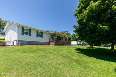 219 Corbin Lake Rd, Rutledge, TN 37861 - photo 3