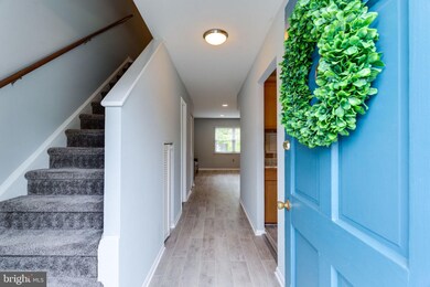 5928 Mayflower Ct, Alexandria, VA 22312 - photo 3