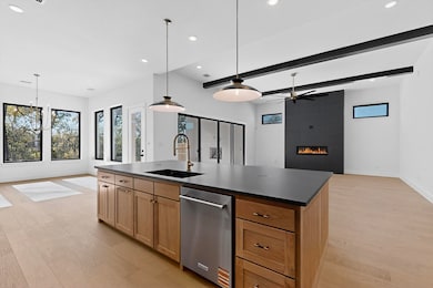 1770 Coopers Hawk Dr, Arlington, TX 76005 - photo 7