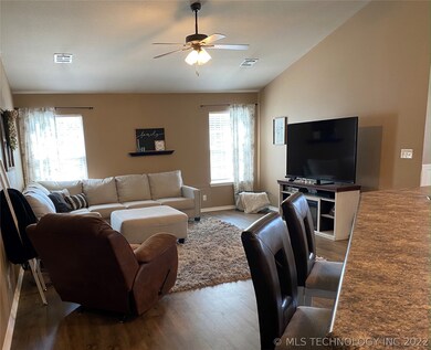 8773 S 262nd East Ave, Broken Arrow, OK 74014 - photo 7