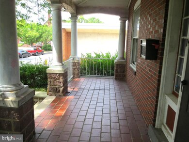 239 Walnut St, Pottstown, PA 19464 - photo 2