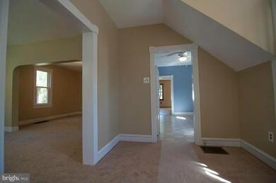 452 Knoxville Rd, Knoxville, MD 21758 - photo 3